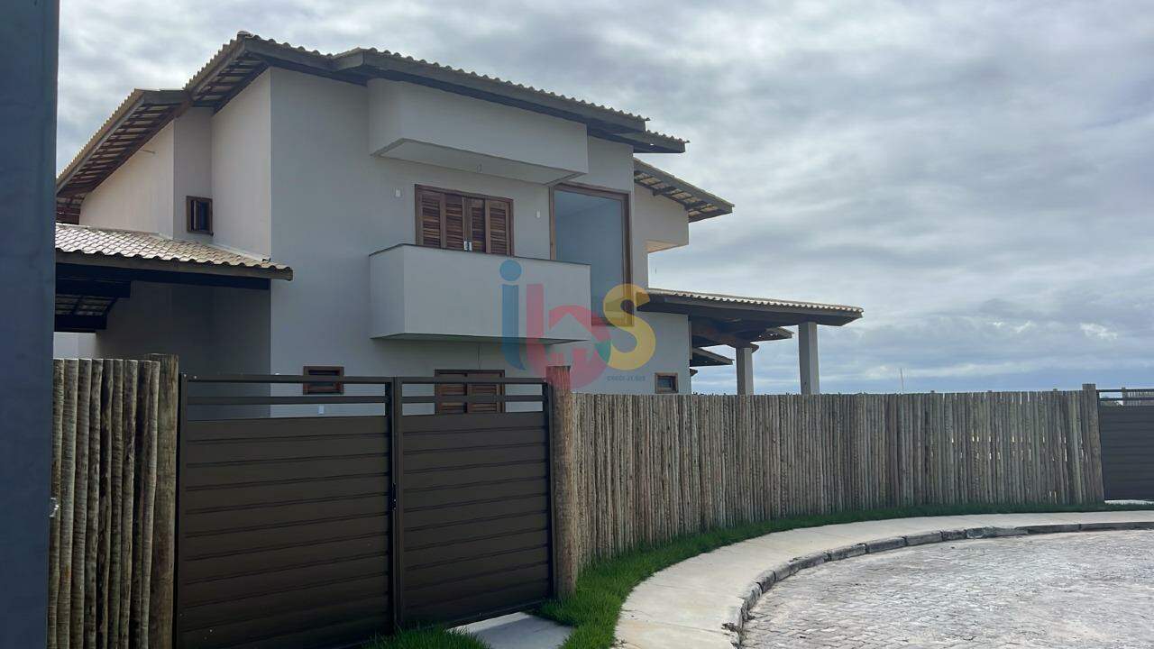 Casa à venda com 5 quartos, 250m² - Foto 4