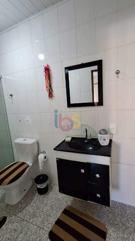 Casa à venda com 3 quartos, 194m² - Foto 14