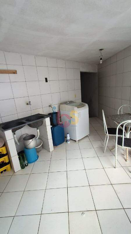 Casa à venda com 3 quartos, 194m² - Foto 19