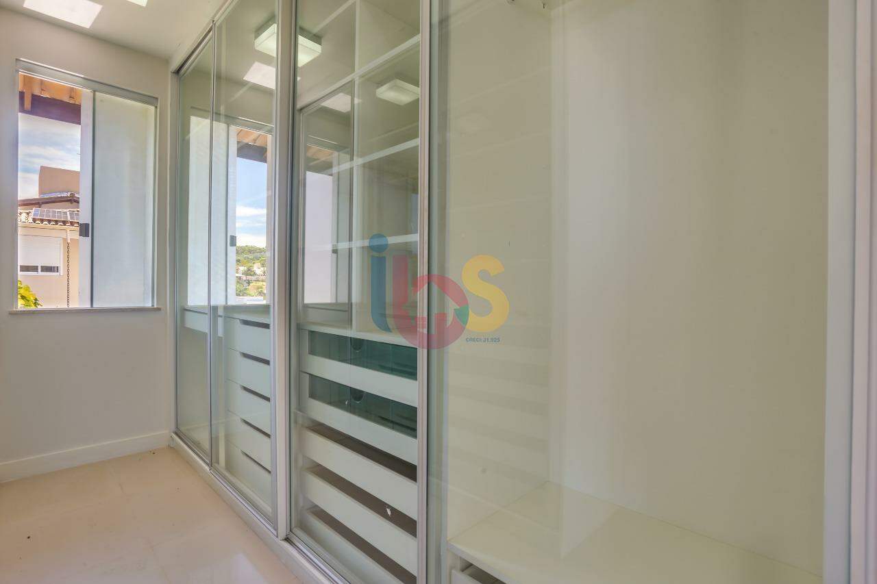 Casa à venda com 4 quartos, 421m² - Foto 23