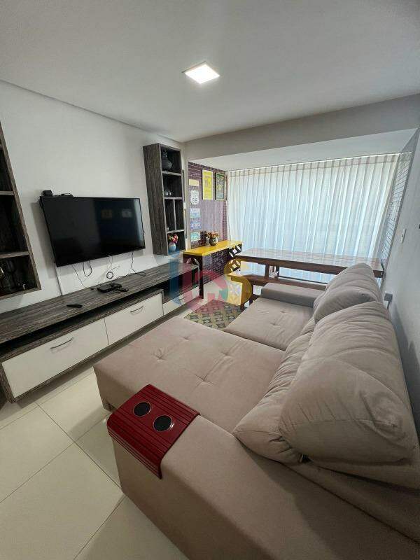 Apartamento para alugar com 2 quartos, 82m² - Foto 4