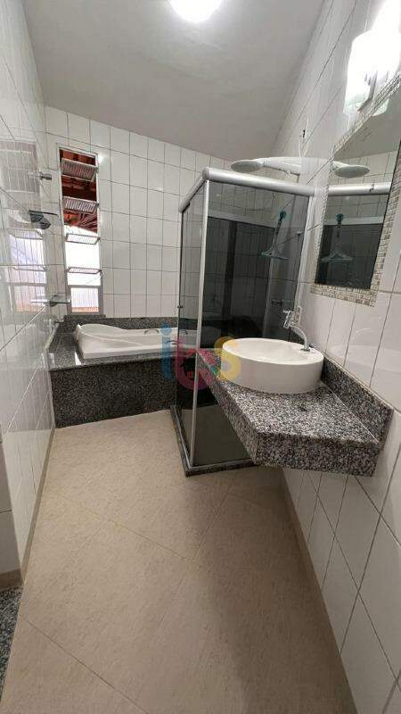 Casa à venda com 5 quartos, 299m² - Foto 5