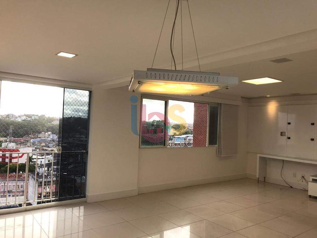 Apartamento à venda com 3 quartos, 145m² - Foto 2