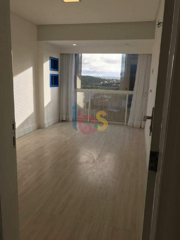 Apartamento à venda com 3 quartos, 145m² - Foto 4