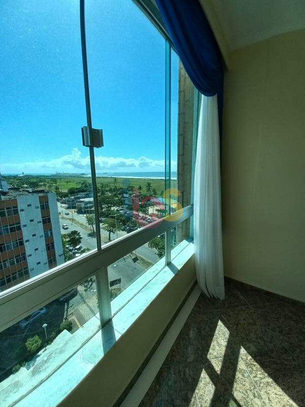 Apartamento à venda com 6 quartos, 400m² - Foto 2