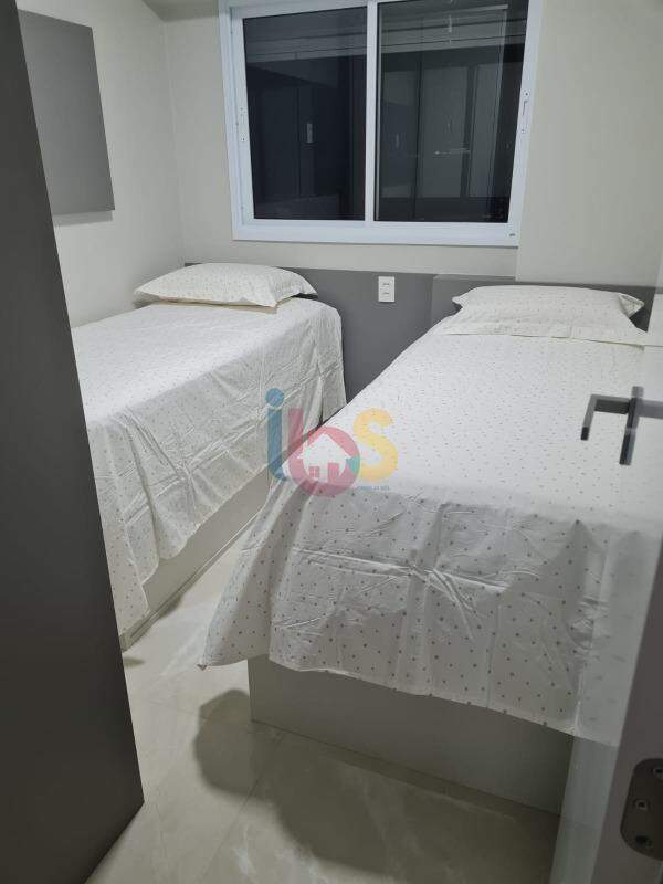 Apartamento à venda com 2 quartos, 70m² - Foto 8