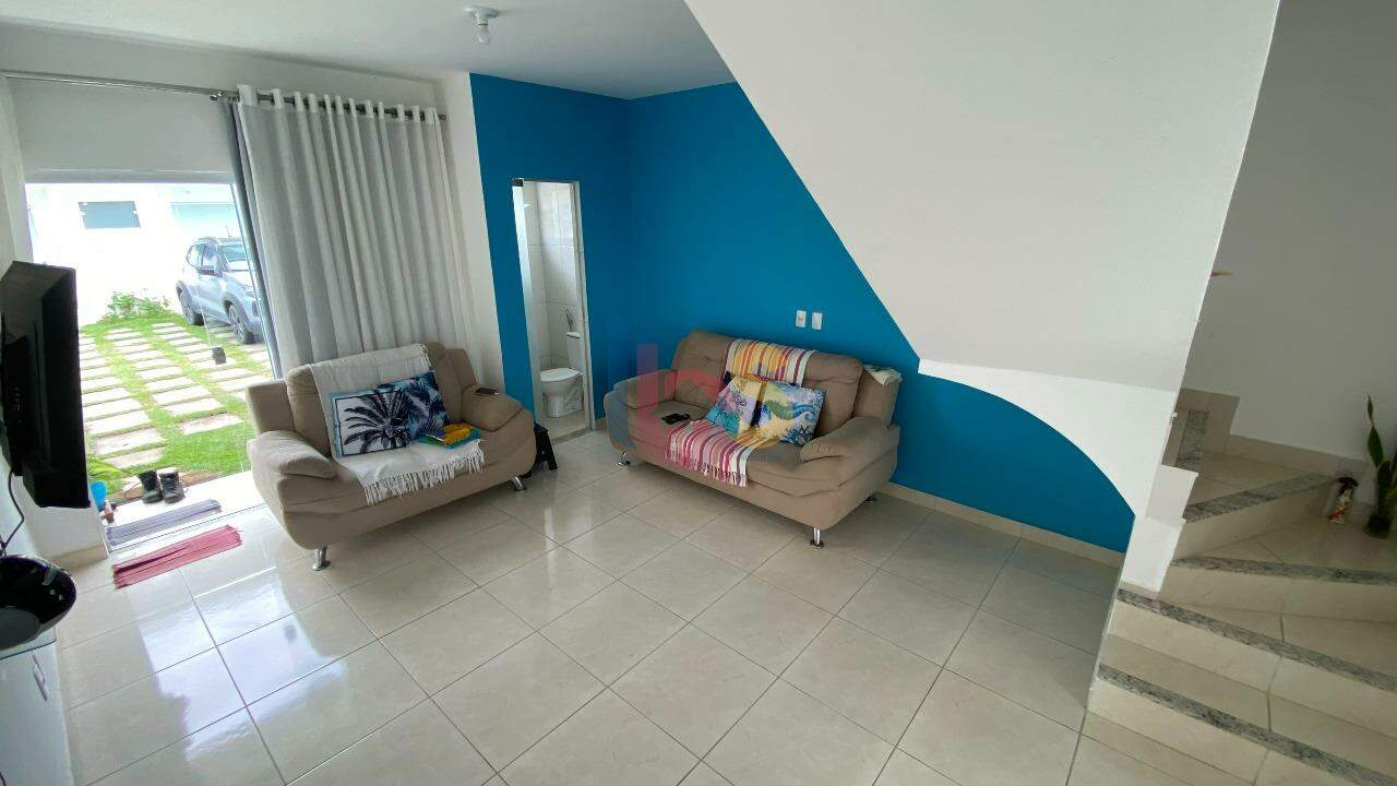 Casa à venda com 2 quartos, 78m² - Foto 2