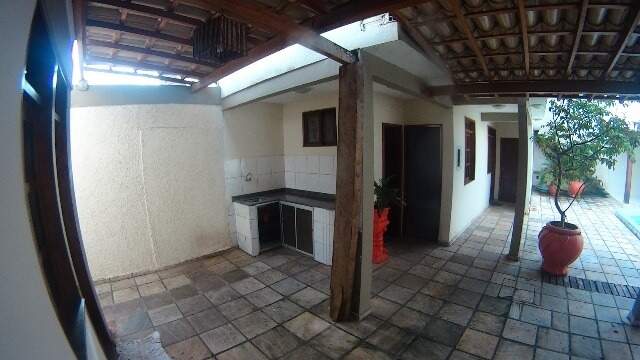 Casa à venda com 3 quartos, 300m² - Foto 10