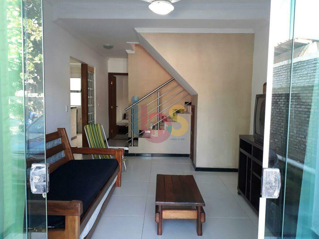 Casa à venda com 4 quartos, 154m² - Foto 2