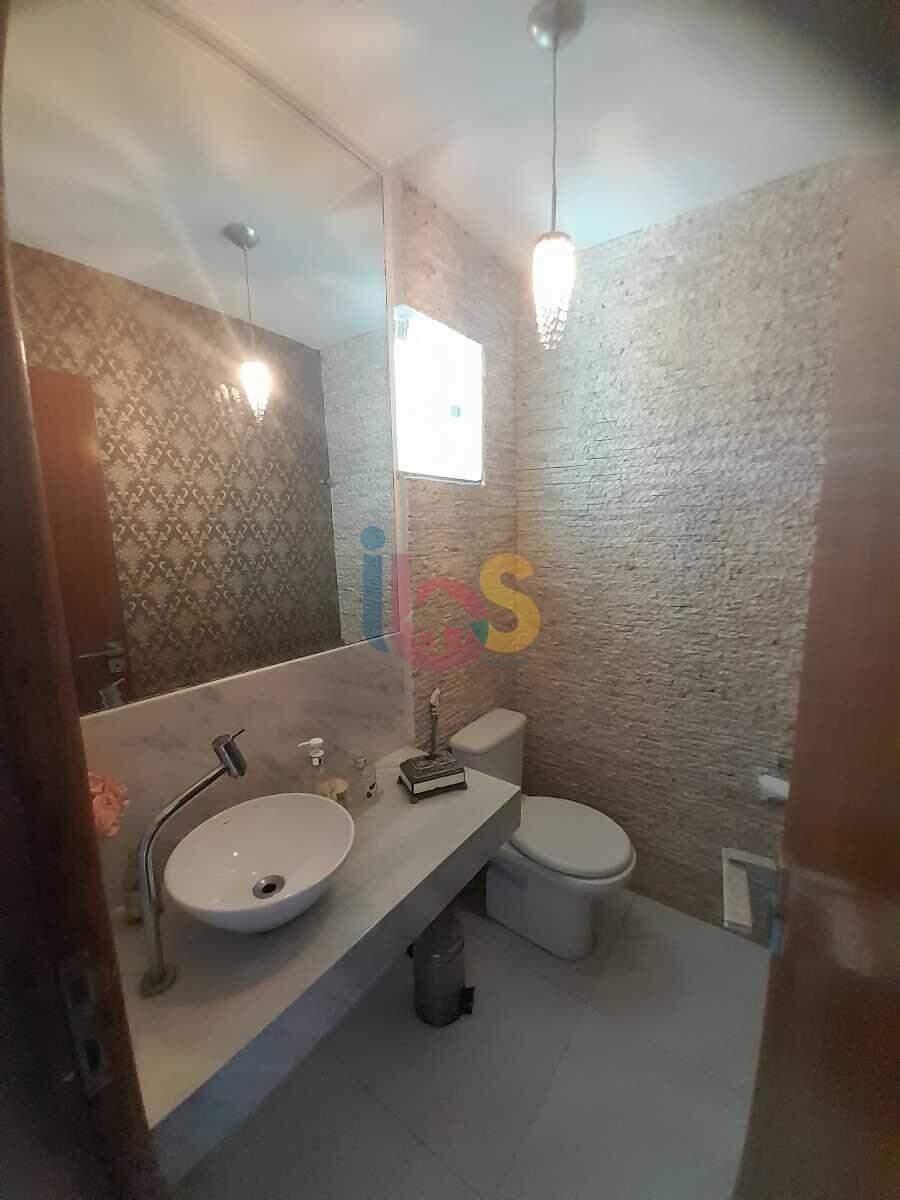 Casa à venda com 4 quartos, 380m² - Foto 11