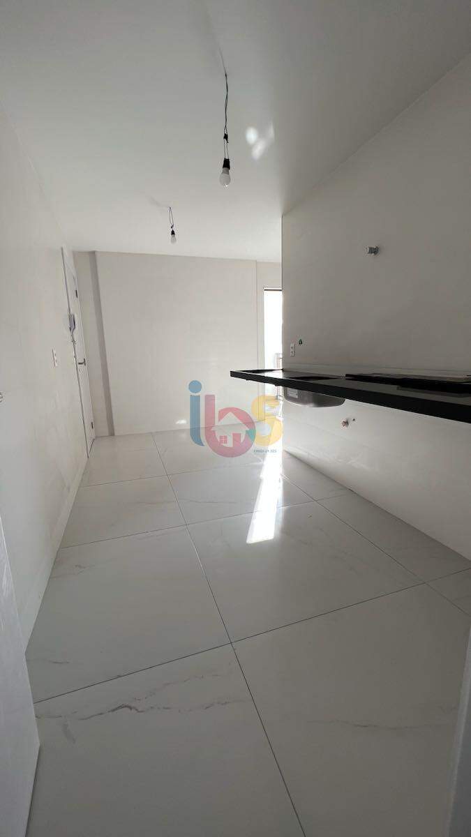 Apartamento à venda com 3 quartos, 105m² - Foto 11