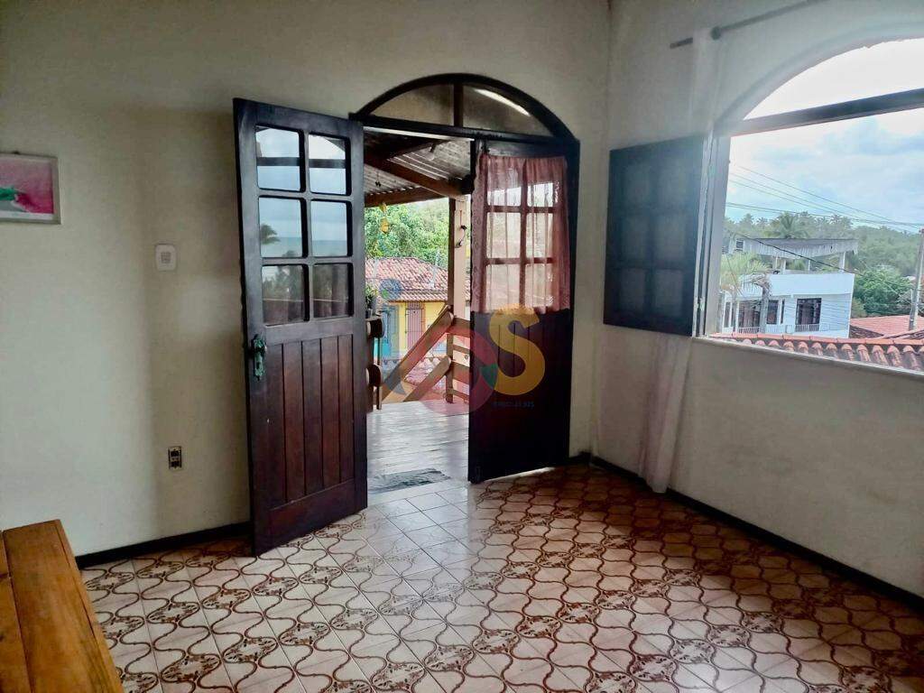 Casa à venda com 5 quartos, 231m² - Foto 6