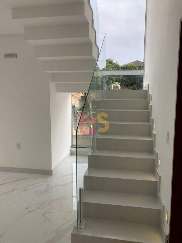 Casa à venda com 3 quartos, 129m² - Foto 9