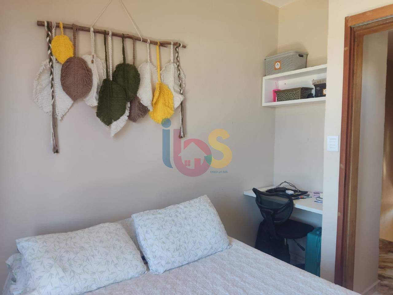 Casa à venda com 2 quartos, 50m² - Foto 4