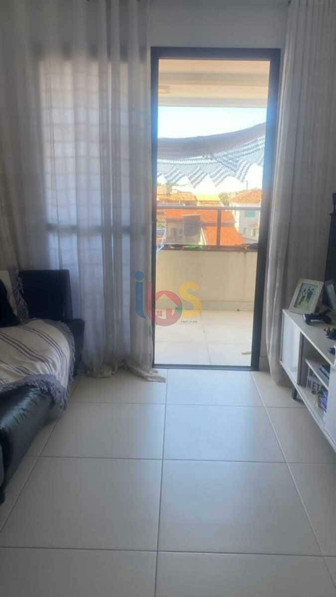 Apartamento à venda com 2 quartos, 66m² - Foto 4