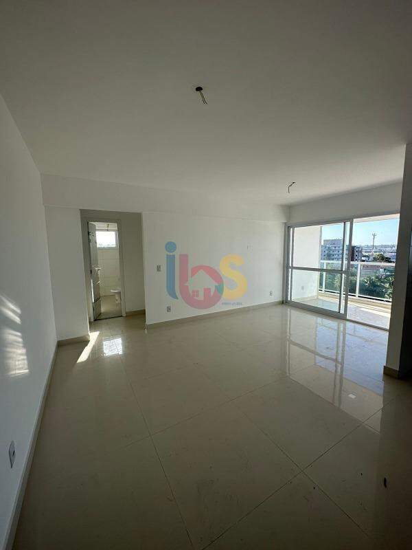 Apartamento à venda com 2 quartos, 68m² - Foto 2