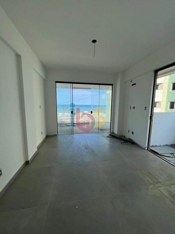 Cobertura à venda com 2 quartos, 115m² - Foto 2