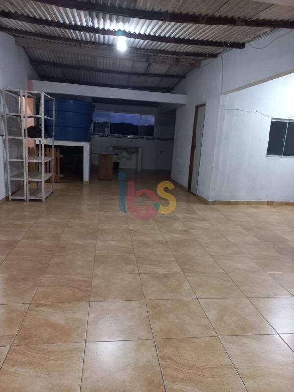 Casa à venda com 6 quartos, 200m² - Foto 18