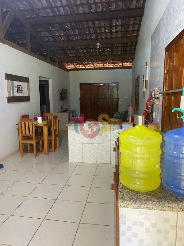 Casa à venda com 3 quartos, 280m² - Foto 3