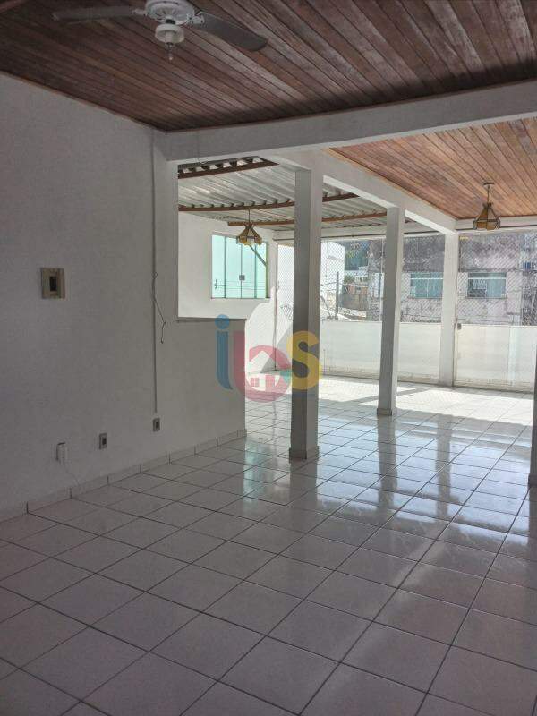 Casa para alugar com 4 quartos, 110m² - Foto 14