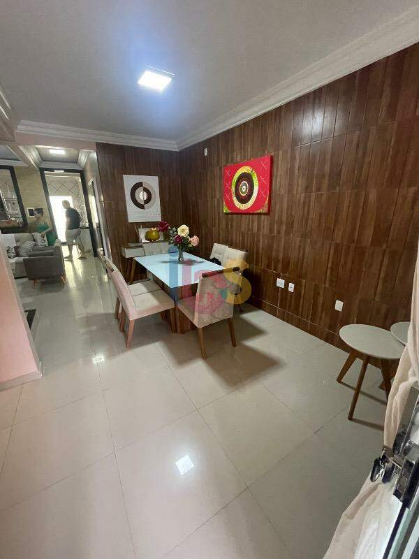 Casa à venda com 3 quartos, 230m² - Foto 6