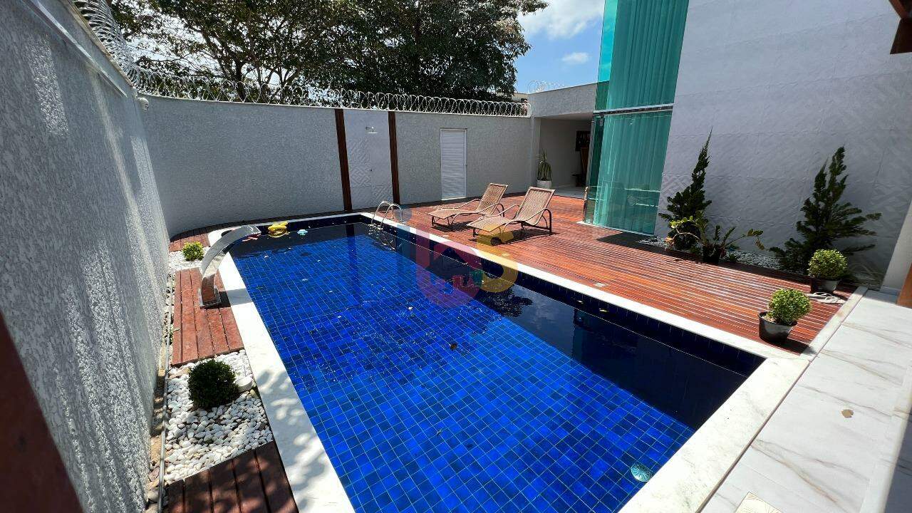 Casa à venda com 3 quartos, 200m² - Foto 3