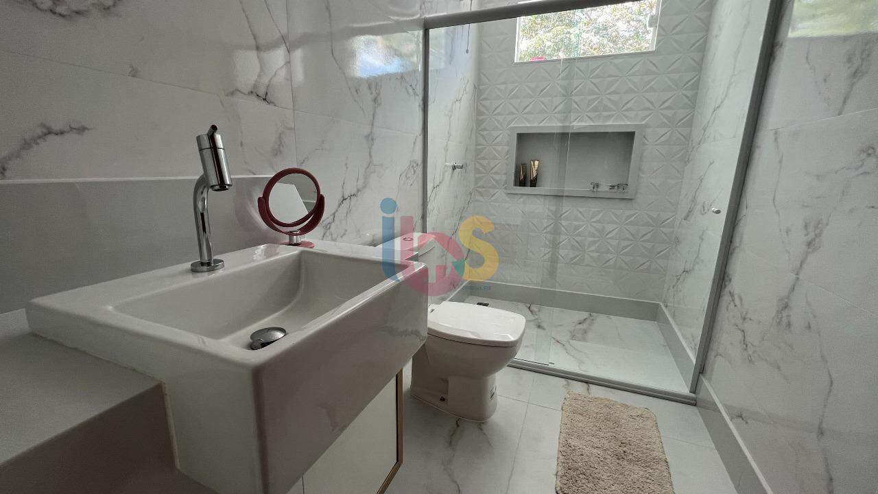 Casa à venda com 3 quartos, 200m² - Foto 17