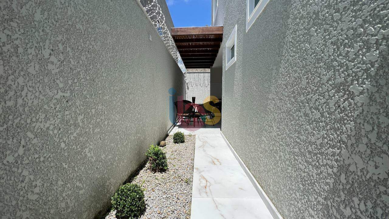 Casa à venda com 3 quartos, 200m² - Foto 46