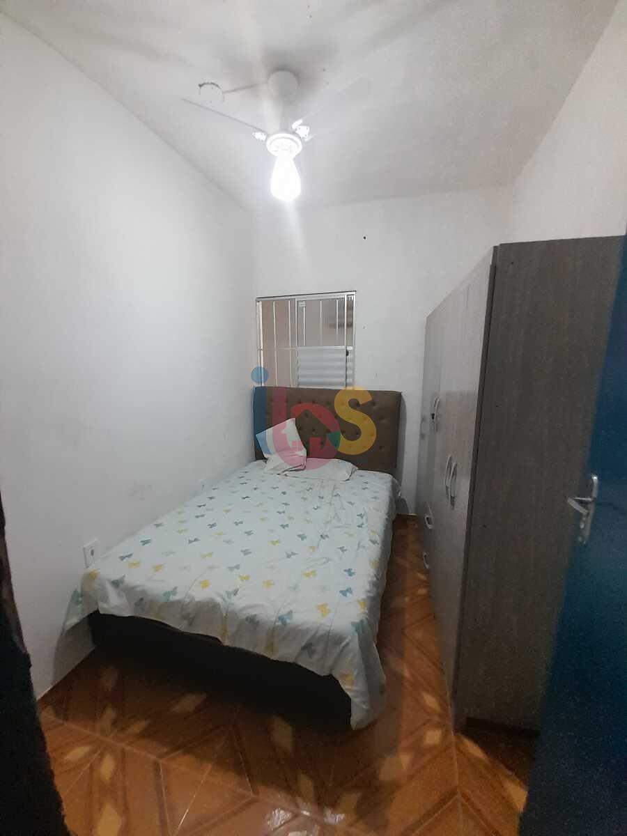 Casa Comercial à venda com 3 quartos, 429m² - Foto 2