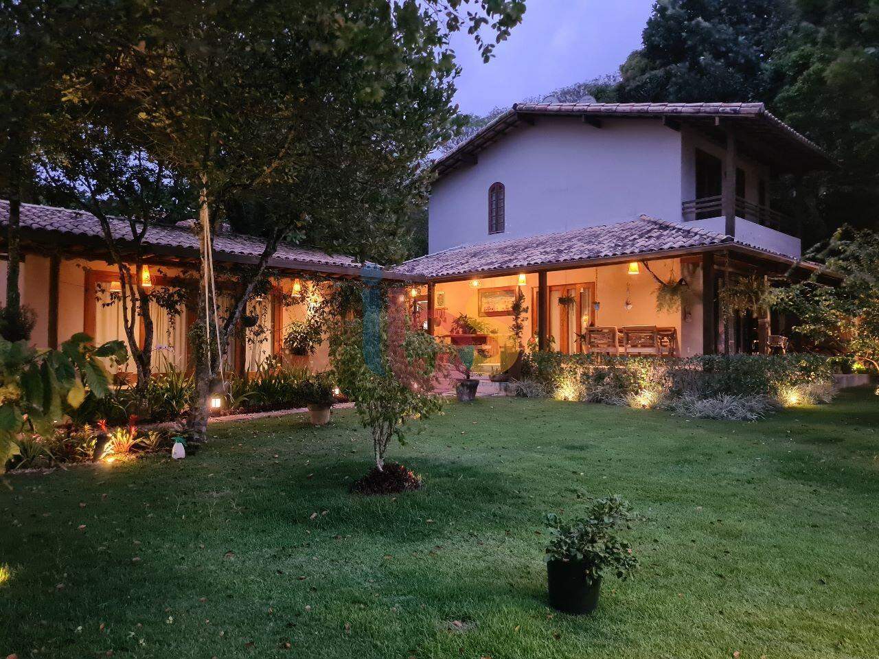 Casa, 3 quartos, 189 m² - Foto 1