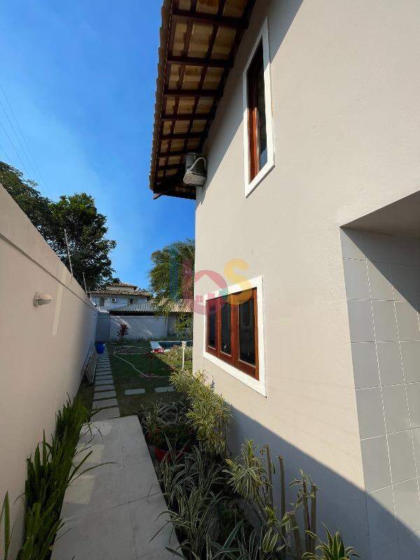 Casa à venda com 5 quartos, 299m² - Foto 27