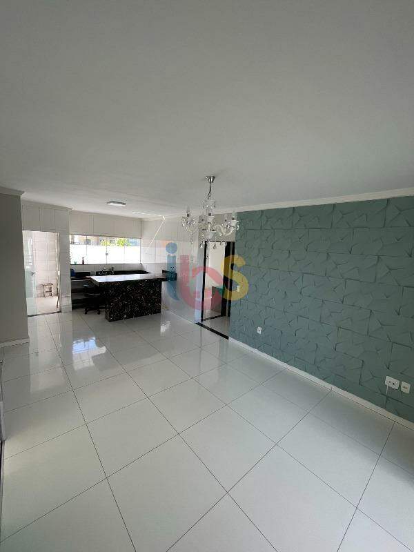 Apartamento à venda com 3 quartos, 80m² - Foto 2