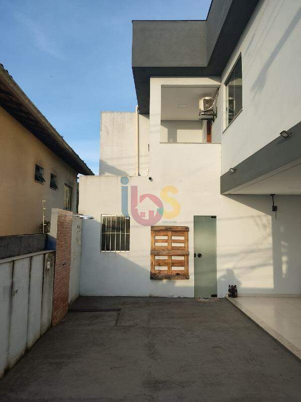 Casa à venda com 3 quartos, 213m² - Foto 22