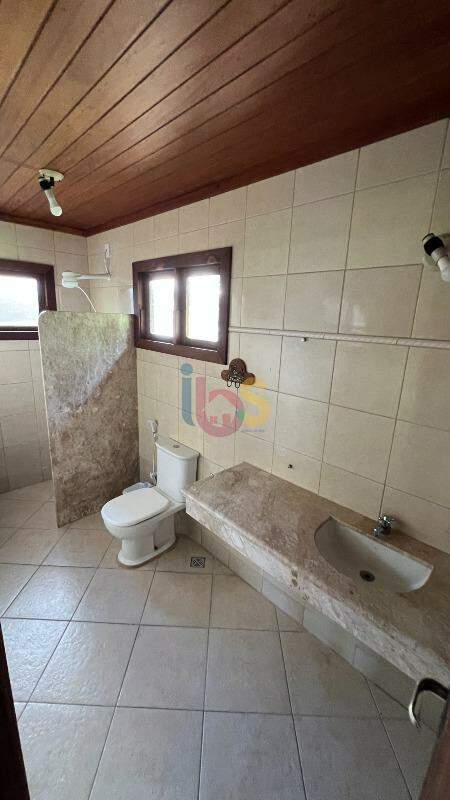 Casa à venda com 4 quartos, 250m² - Foto 22