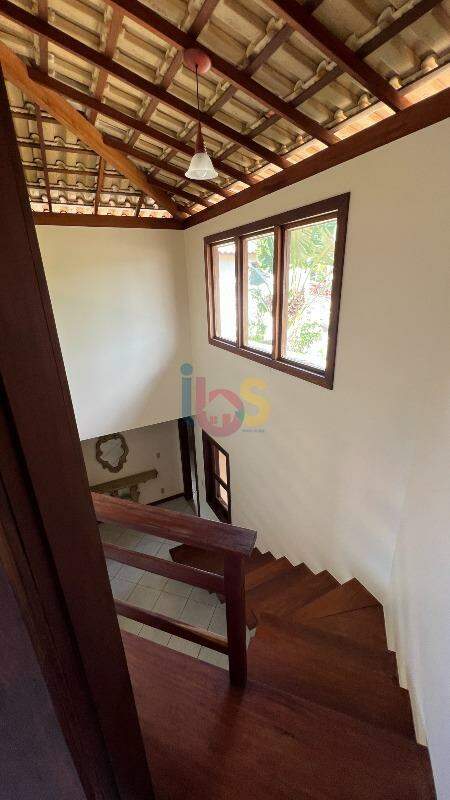 Casa à venda com 4 quartos, 250m² - Foto 27