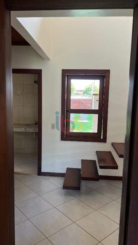 Casa à venda com 4 quartos, 250m² - Foto 25