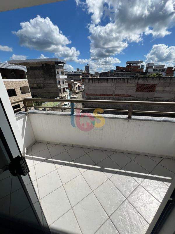 Apartamento à venda com 2 quartos, 77m² - Foto 1