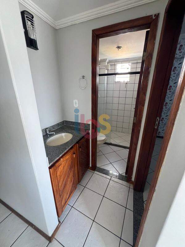 Apartamento à venda com 2 quartos, 77m² - Foto 8