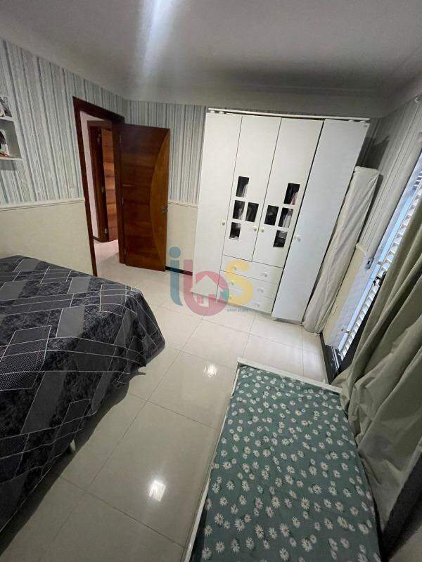 Casa à venda com 3 quartos, 270m² - Foto 9