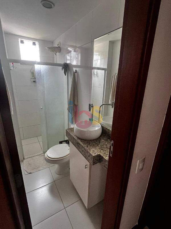 Apartamento à venda com 2 quartos, 70m² - Foto 6