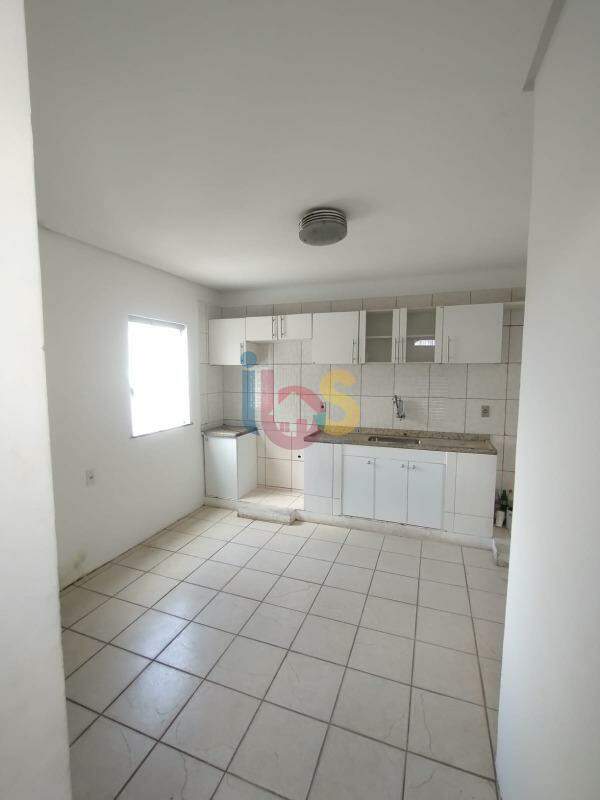 Apartamento para alugar com 3 quartos, 96m² - Foto 12