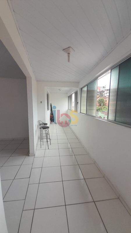 Casa à venda com 3 quartos, 220m² - Foto 12