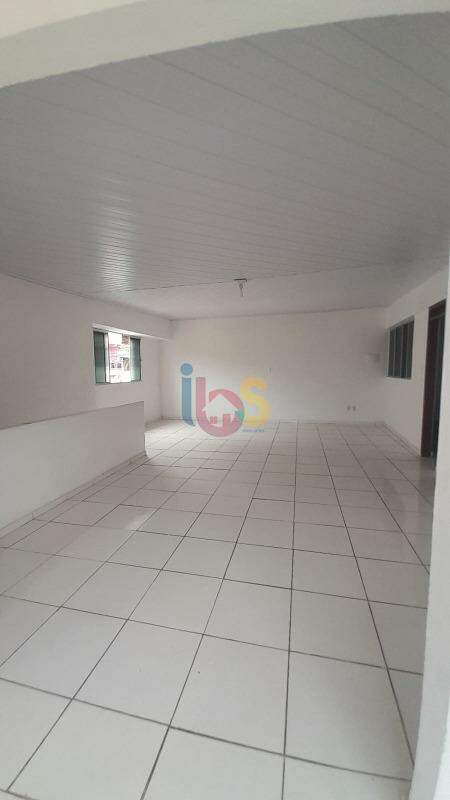 Casa à venda com 3 quartos, 220m² - Foto 5