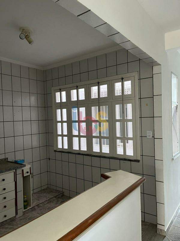 Apartamento à venda com 3 quartos, 150m² - Foto 11