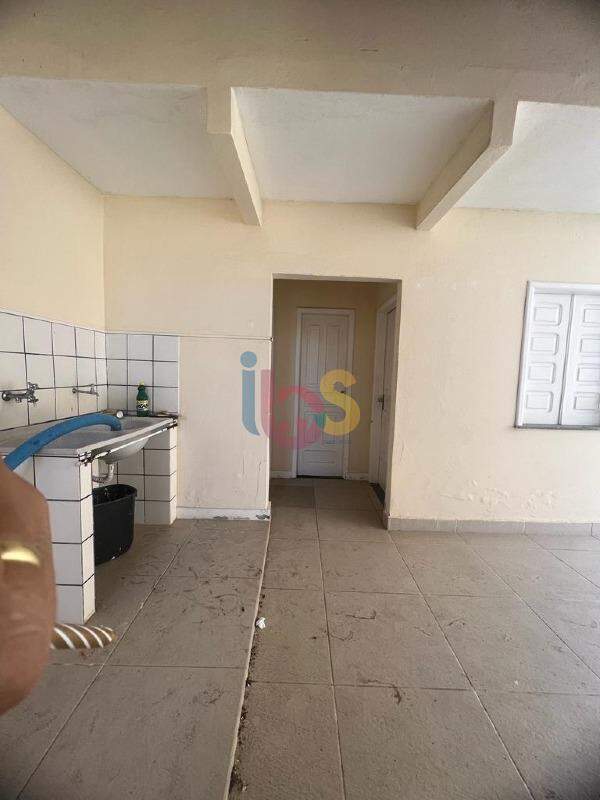 Casa para alugar com 8 quartos, 170m² - Foto 16