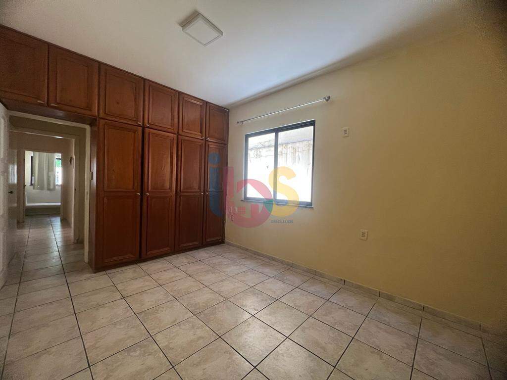 Casa para alugar com 8 quartos, 170m² - Foto 15