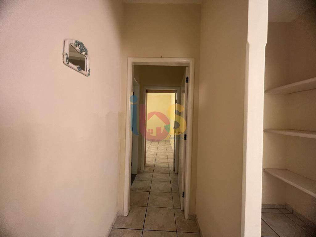 Casa para alugar com 8 quartos, 170m² - Foto 8