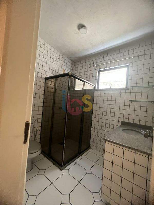 Casa para alugar com 8 quartos, 170m² - Foto 12