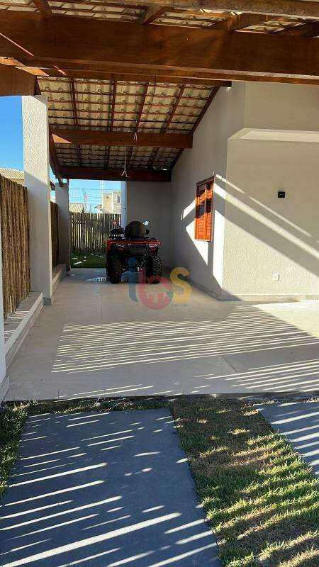 Casa à venda com 6 quartos, 230m² - Foto 14