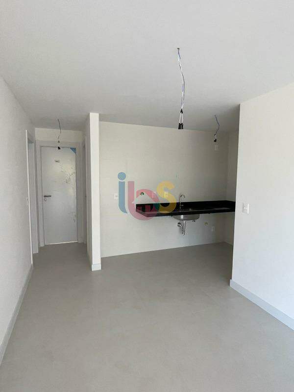 Apartamento à venda com 3 quartos, 91m² - Foto 8